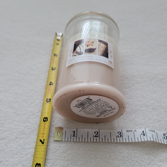 White Chocolate Scented Candle NEW Glass Covered Jar | Made in USA - Picture 4 of 12